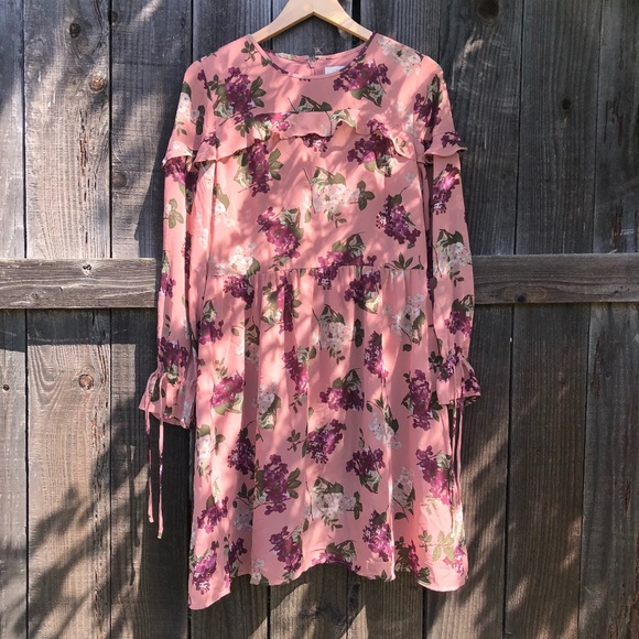 LOFT DRESS - Picture 2 of 4